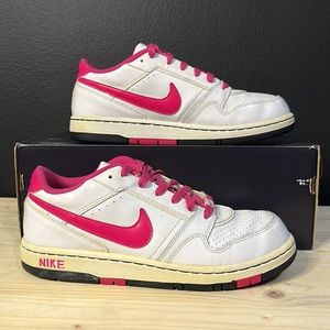W 8.5 Nike Air Prestige 3